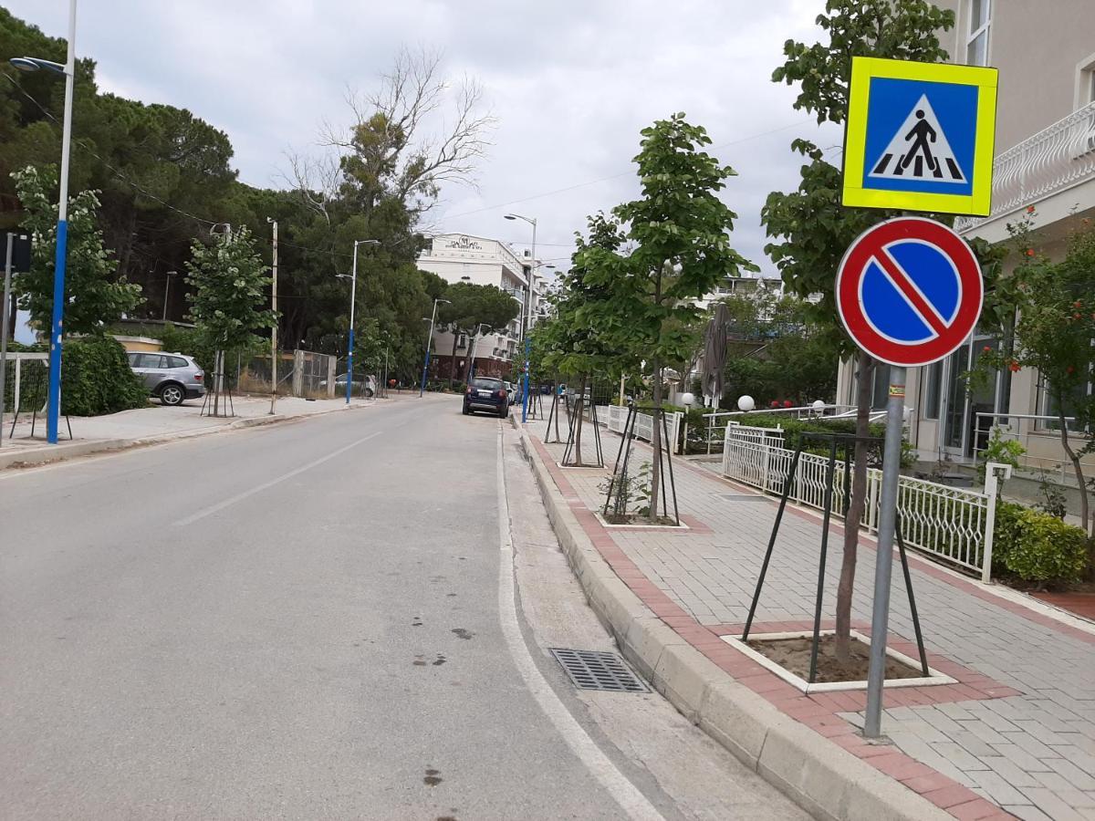 Milka Apartment Golem  Εξωτερικό φωτογραφία